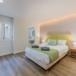 Vistamar Ii Apartment